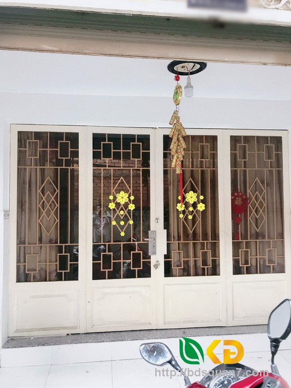 Bán nhà 2 lầu đẹp mặt tiền hẻm Mai Văn Vĩnh quận 7.
